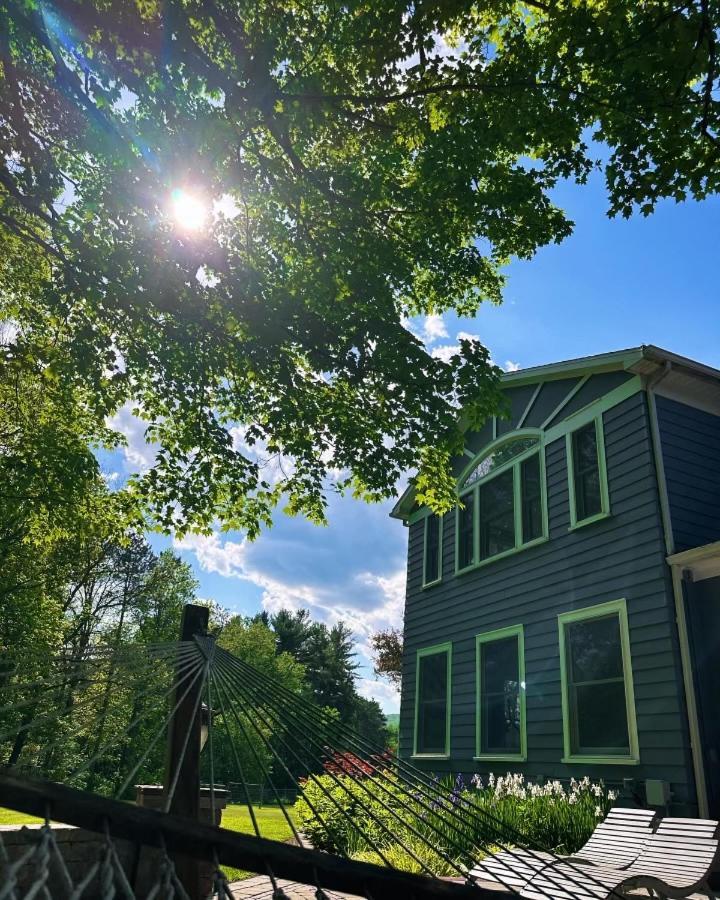 37 Oak Ridge House Bed & Breakfast Wellsboro Bagian luar foto